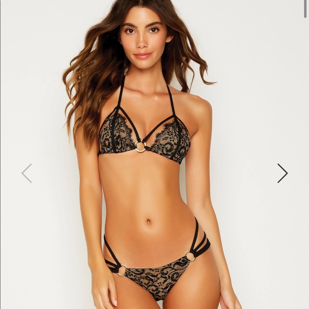 Beachbunny gunpowder and lace bikini set